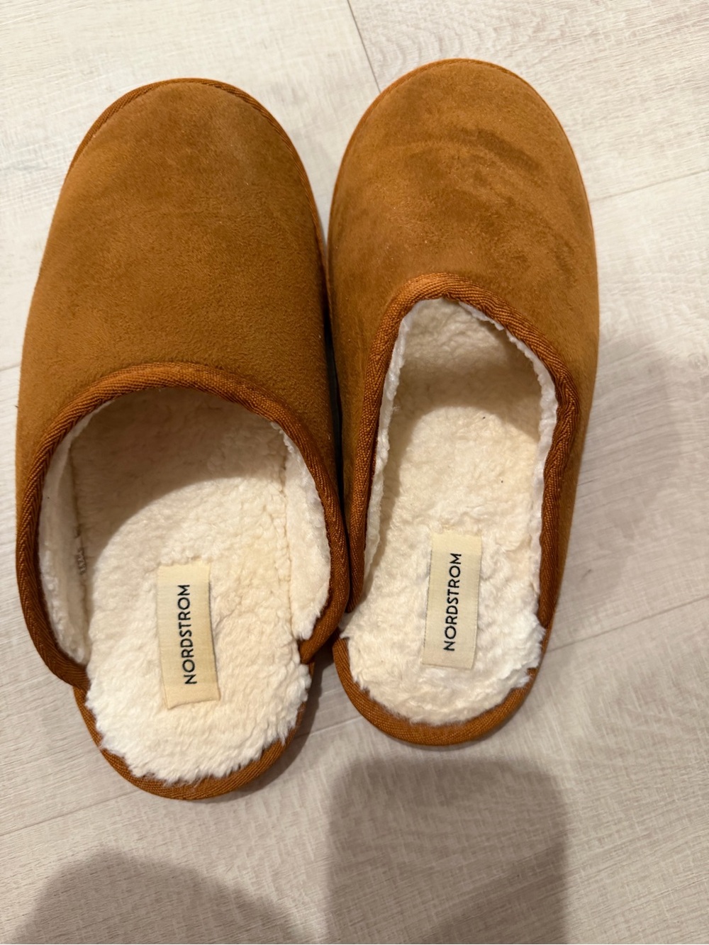 Nordstrom women’s ' Suede-Look Slip-On Slippers in Chestnut size L